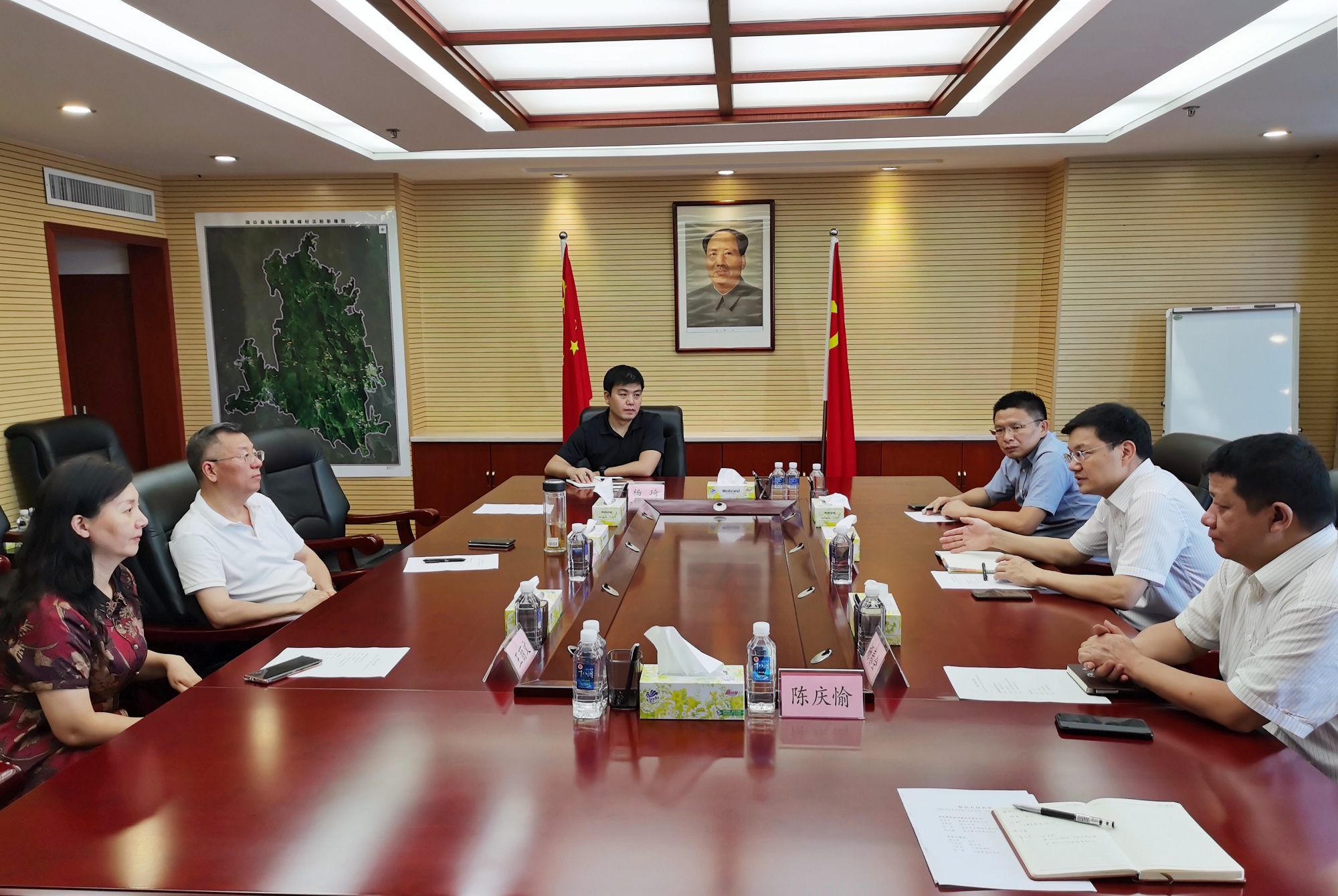 20200807117704.jpg 楊宏偉拜會(huì)省委外事辦主任徐正憲_20200807000435_副本.jpg