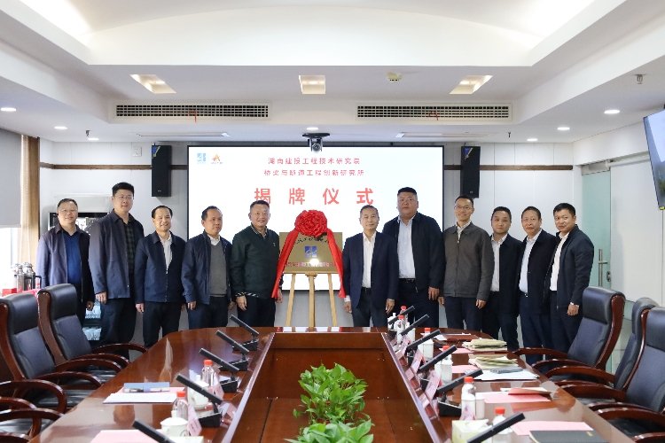 20251117775260.jpg 731b10ce4e9f50146a8d5f267ea572ee.jpg